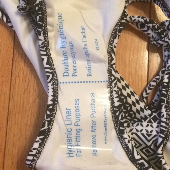 🖤VS Bow bikini 🖤 - Picture 5 of 7